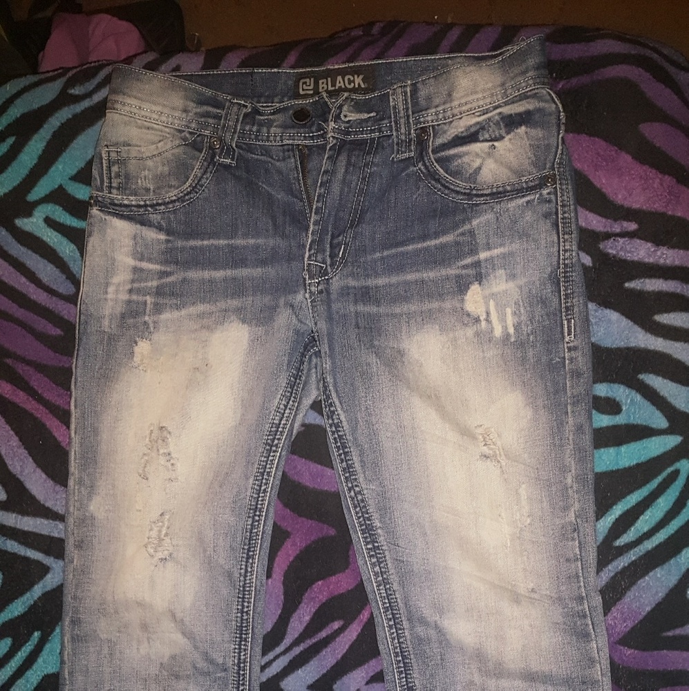 Like New BLACK lowrise slim straight 28x30 jeans